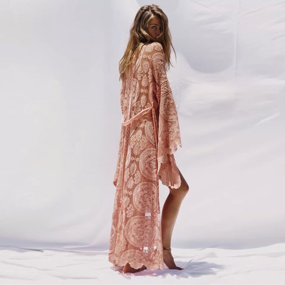 Boho Pink Scalloped Crochet Lace Duster Wrap - Picture 3 of 7